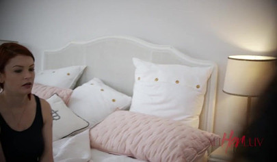 Lesbian lady Kristen Scott enjoys having some sexy time with a cute shemale