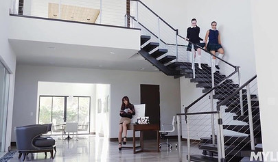 Cytherea and her two friends have a lesbian threesome with a lot of squirting involved