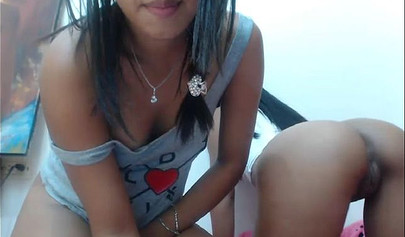 A pair of Venezuelan lesbians are showing their tight body holes on camera