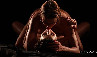 Horny lesbians with wet bodies love spreading legs for each other to enjoy licking