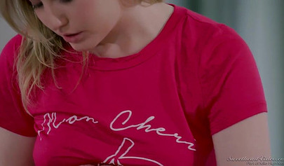 Blonde MILF licks a hot young lesbian and fingers her before riding her cute face