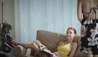 Short haired dyke licks her girlfriend's wet pussy before they toy each other