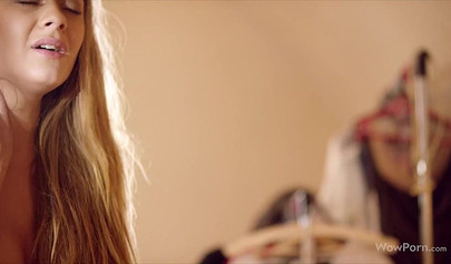 Horny lesbian girls spread their legs for each other and enjoy face riding in bed