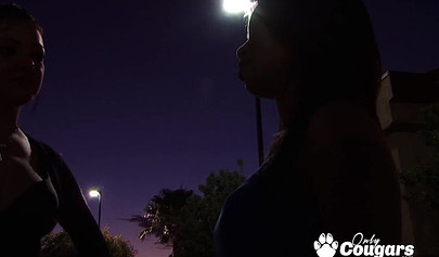 Teen hoes lose control while having some steamy and passionate girl on girl sex