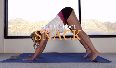 Fit mature lesbian gets seduced and fucked after her exercise by a young girl