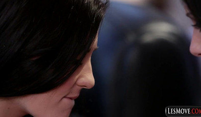 Hot lesbian beauties loves tribbing - compilation