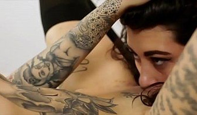 Inked lesbian enjoys having fun with her young girlfriend and her hairy pussy