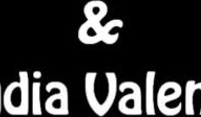 Claudia Valentine & Puma Swede have fun with a black strap-on