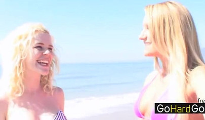 Horny blondes rubbing each other's clit and fingering