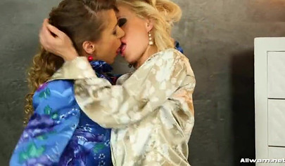 Lesbian fisting and gloryhole cumshot for two horny MILFs