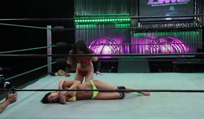 Horny beauties in sexy lingerie fight in the ring