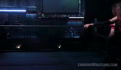 Horny beauties in sexy lingerie fight in the ring