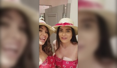 Lana Rhoades y Riley Reid salen de compras y tienen sexo lésbico apasionado en Snapchat.
