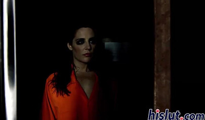 Dirty babes have some lesbian fun in prison