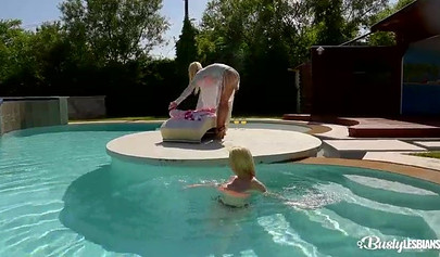 Kyra Hot & Chessie Kay finger wet pussies by the pool