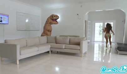 Bootylicious latina teen gets fucked by T-Rex dinosaur