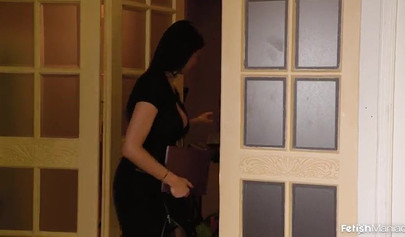 Ania Kinski dominates lesbian BDSM slut Valentina Ricci