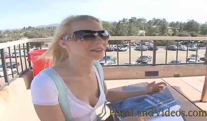 Experienced MILF fingering and toying teen Anna's beaver