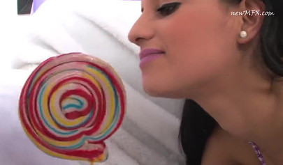 Hot blonde is licking a delicious teen's asshole