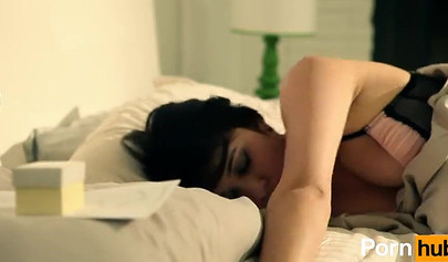 Short-haired lesbian satisfies her new girlfriend