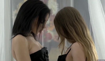 Sensual teens love facesitting and eating wet pussy