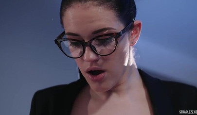 Pussy licking in pantyhose and a hot fuck with a strap-on