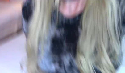 Horny MILFs Alix Lynx & Cherie DeVille eating shaved pussies