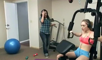 Sinn Sage fucks Lily Labeau with strapon in shower