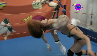 Dallas vs Tera - wrestling fight with two horny girls