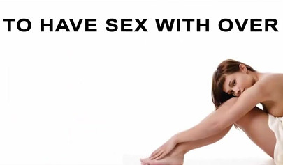 Sexo lésbico ao ar livre com as beldades esbeltas Andie Darling e Lucy Li.