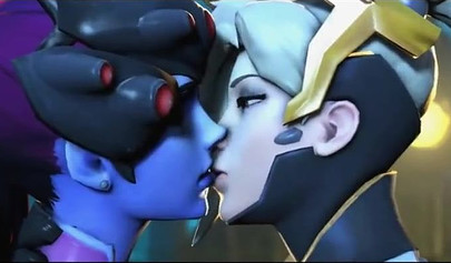 Mercy and Widowmaker are kissing - video game Overwatch